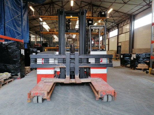 Chariot élévateur latéral multidirectionnel Combilift ESA30