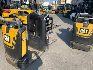 Préparateur de commande au sol Caterpillar NO10NEF