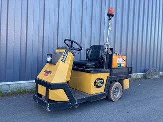 Tracteur de remorquage Spijkstaal 210