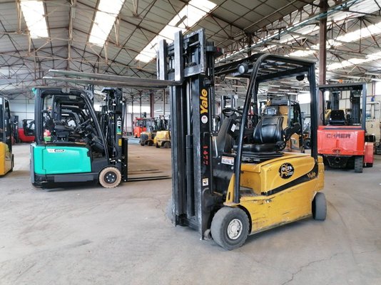 Chariot élévateur électrique Yale ERP16VF LWB
