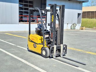 Chariot élévateur électrique Yale ERP16VT SWB