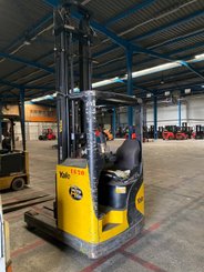 Chariot à mât rétractable Yale MR14H