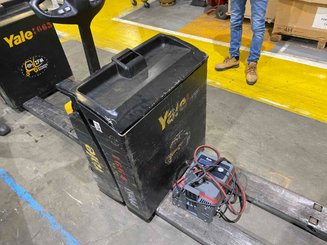 Transpalette électrique Yale MP20