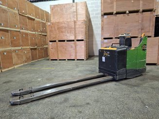 Transpalette porté debout Crown WT3040
