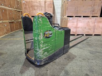 Transpalette porté debout Crown WT3040