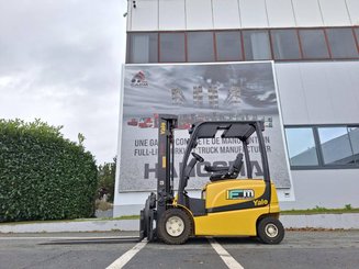 Chariot élévateur électrique Yale ERP25VL