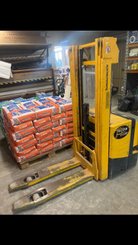 Gerbeur accompagnant Jungheinrich EJCZ14G115.430 DZ
