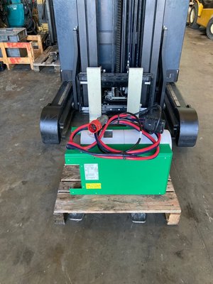 Chariot à mât rétractable Yale MR14