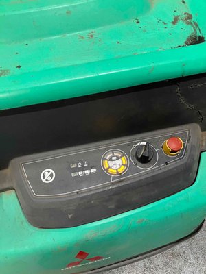 Gerbeur Mitsubishi SBP12N2