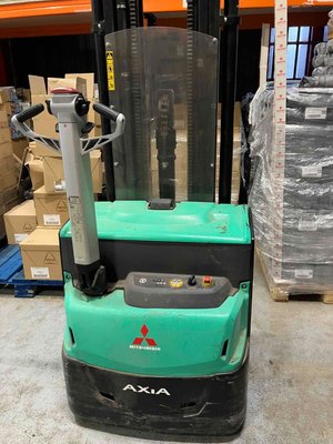 Gerbeur Mitsubishi SBP12N2