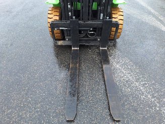 Chariot élévateur frontal 4 roues Hangcha XC25i