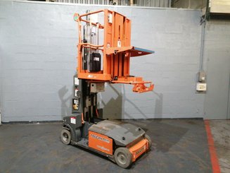 Nacelle à mât vertical JLG TOUCAN DUO