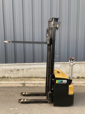 Gerbeur Caterpillar NSP16N2