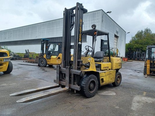 Chariot élévateur frontal 4 roues Hyster H4.00XL/5