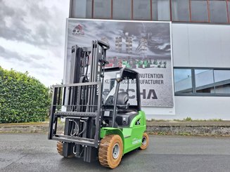 Chariot élévateur frontal 4 roues Hangcha XC30i