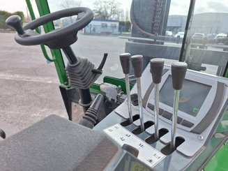 Chariot multidirectionnel Combilift CBE2500