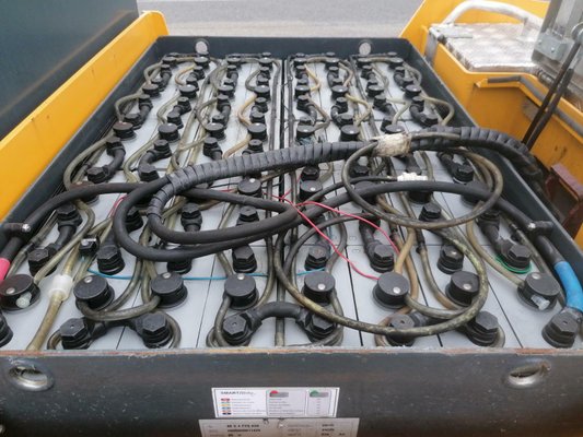 Tracteur industriel Jungheinrich EZS 6250