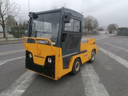 Tracteur industriel Jungheinrich EZS 6250
