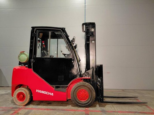 Chariot élévateur frontal 4 roues Hangcha XF25G