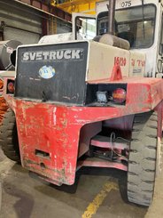 Chariot élévateur diesel Svetruck 1612038
