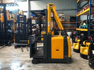 Préparateur de commandes à nacelle élevable Jungheinrich EKS 310 Z+F 100 550 DZ