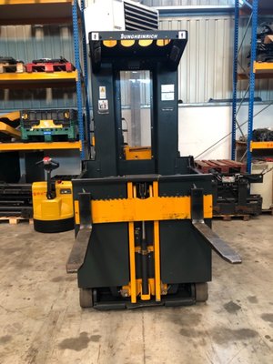 Préparateur de commandes à nacelle élevable Jungheinrich EKS 310 Z+F 100 550 DZ