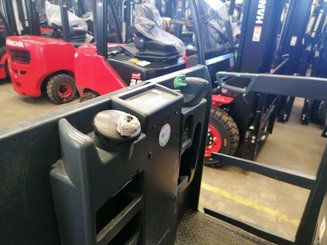 Préparateur de commandes à nacelle élevable Jungheinrich EKS312