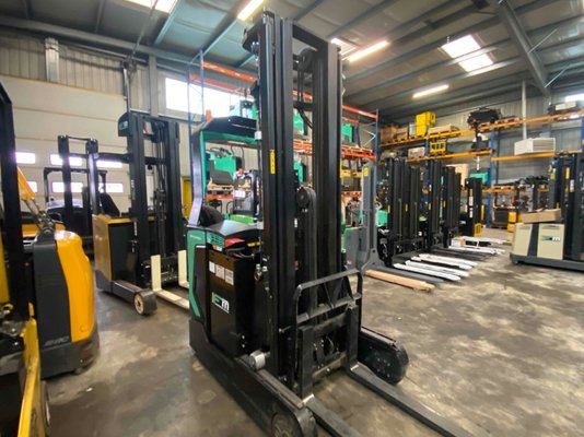 Chariot à mât rétractable Mitsubishi RB16N2C