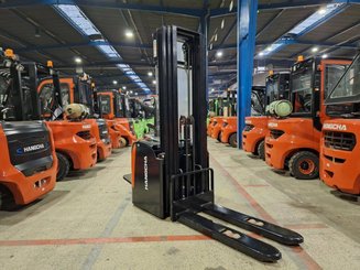 Gerbeur à plate-forme rabattable Hangcha CDD16-AZ3S