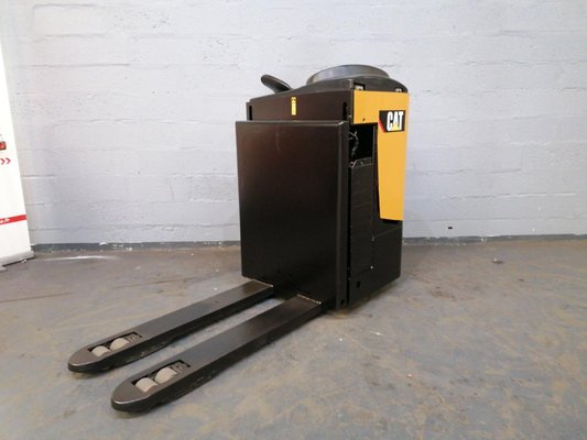 Préparateur de commandes au sol Caterpillar NPR20N