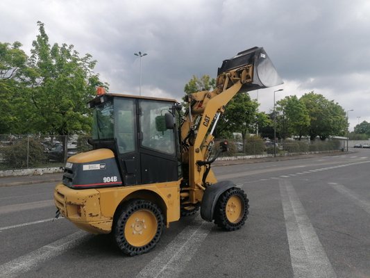 Chargeuse articulée Caterpillar 904B