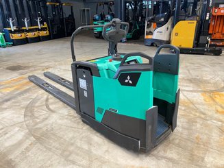 Transpalette porté debout Mitsubishi PBF20N3R Fourches 2400mm