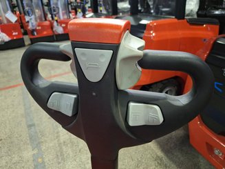 Gerbeur accompagnant Hangcha CDD16-AC1-L