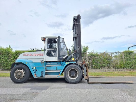 Chariot élévateur frontal 4 roues Konecranes SMV12-600B
