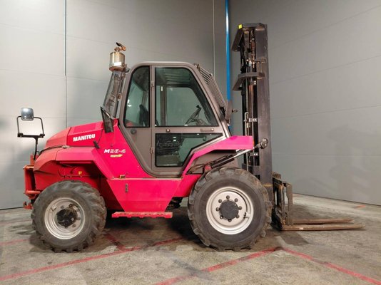 Chariot élévateur tout terrain Manitou M26-4 T3B