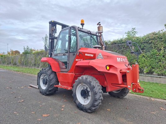 Chariot élévateur tout terrain Manitou M26-4 T3B