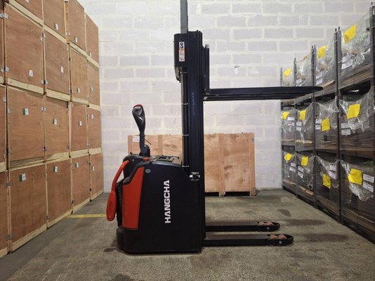 Gerbeur à plate-forme rabattable Hangcha CDD16-AZ3S