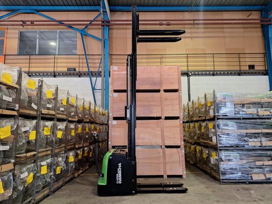 Gerbeur accompagnant Hangcha CDD16-AC1-LI