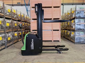 Gerbeur accompagnant Hangcha CDD16-AC1-LI
