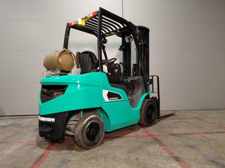 Chariot élévateur frontal 4 roues Mitsubishi FG25NT