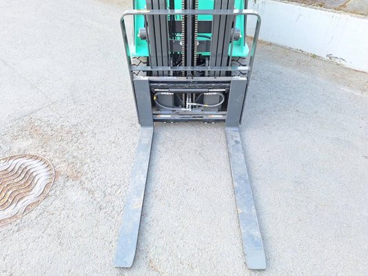 Chariot élévateur frontal 4 roues Mitsubishi FG15N