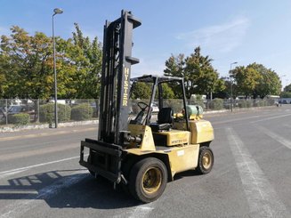Chariot élévateur frontal 4 roues Hyster H4.00XL