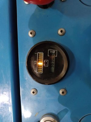 Gerbeur en porte-à-faux Heli CDD12