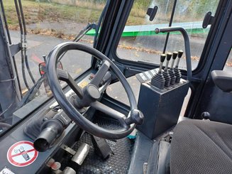 Chariot élévateur frontal 4 roues Mora M180C