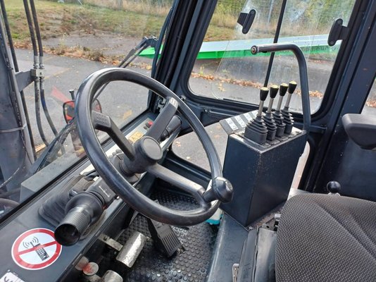 Chariot élévateur frontal 4 roues Mora M180C