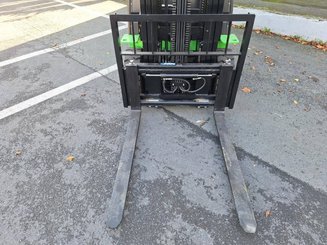 Chariot élévateur frontal 4 roues Hangcha XC18i