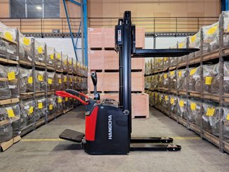 Gerbeur à plate-forme rabattable Hangcha CDD20 AZ3S