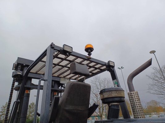 Chariot élévateur frontal 4 roues Doosan D1808-S