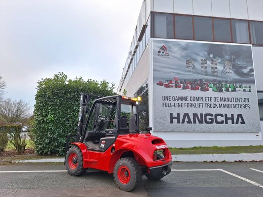 Chariot élévateur tout terrain Hangcha TT18-2