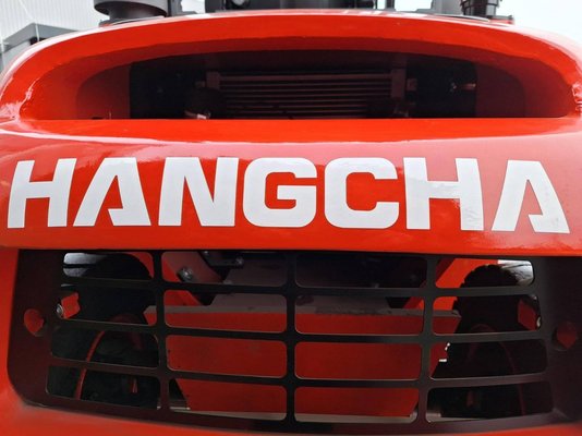 Chariot élévateur tout terrain Hangcha TT18-2